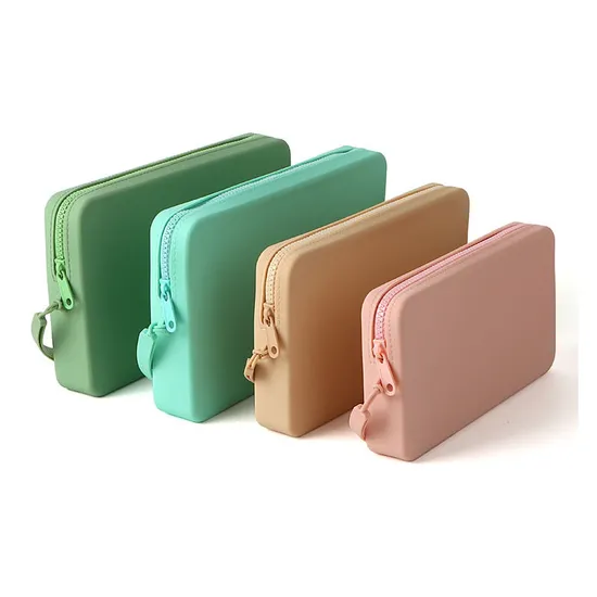 CR902 Custom Silicone Cosmetic Bag