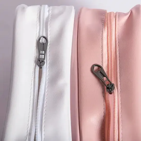 Custom Clear PVC Fashion Cosmetic Bag product view 5